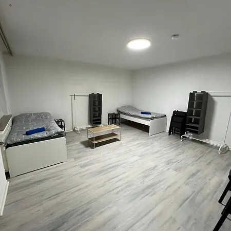 Monteurswohnung 8p 2 *